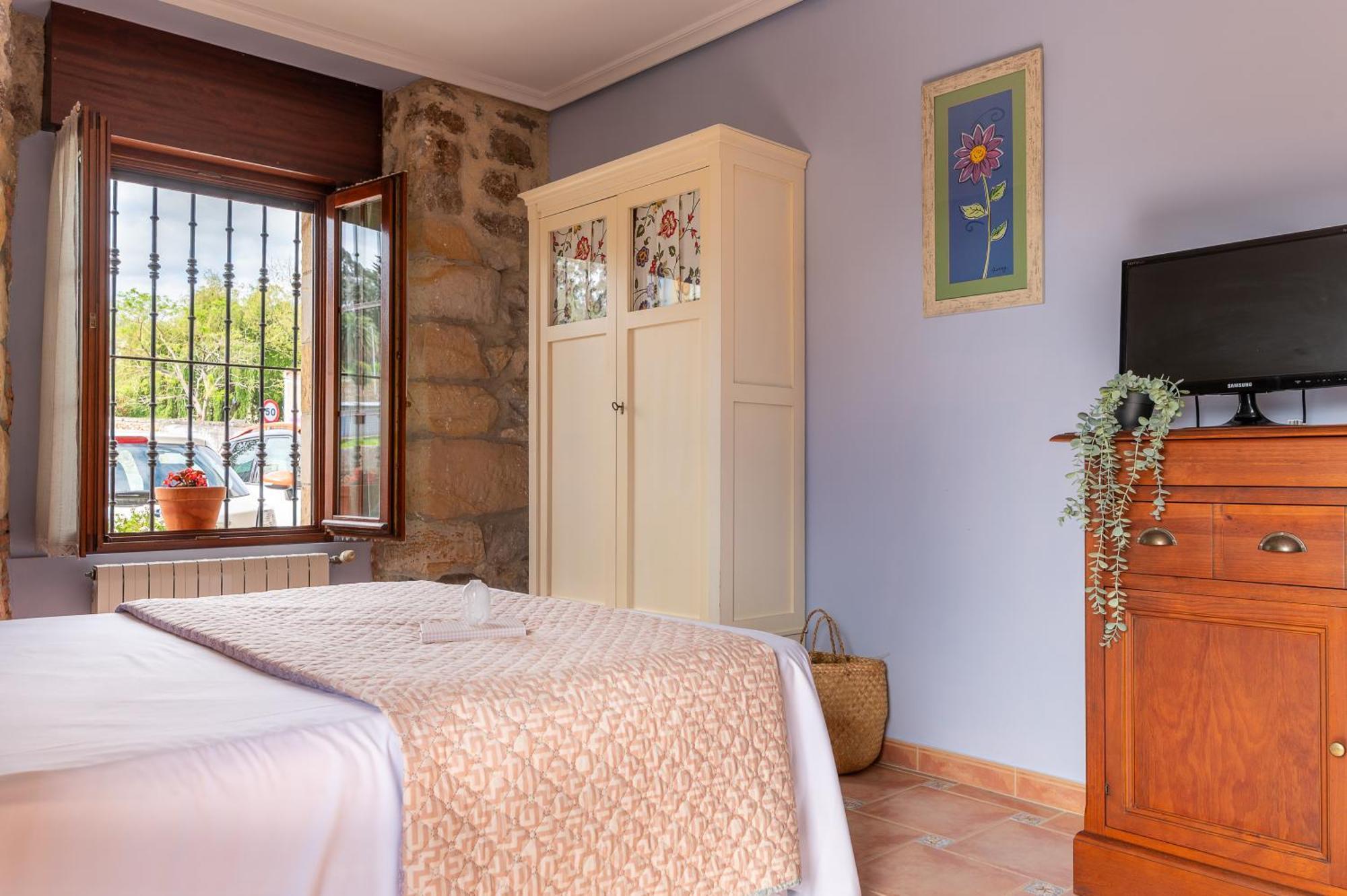 Apartamentos El Cruce De Moraton Cóbreces Kültér fotó